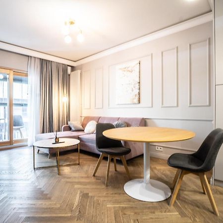 Vipwarsawapartments Sapphire Mennica Residence מראה חיצוני תמונה