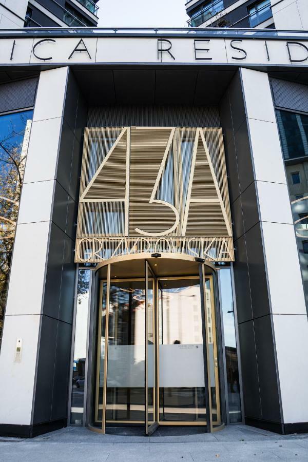 Vipwarsawapartments Sapphire Mennica Residence מראה חיצוני תמונה